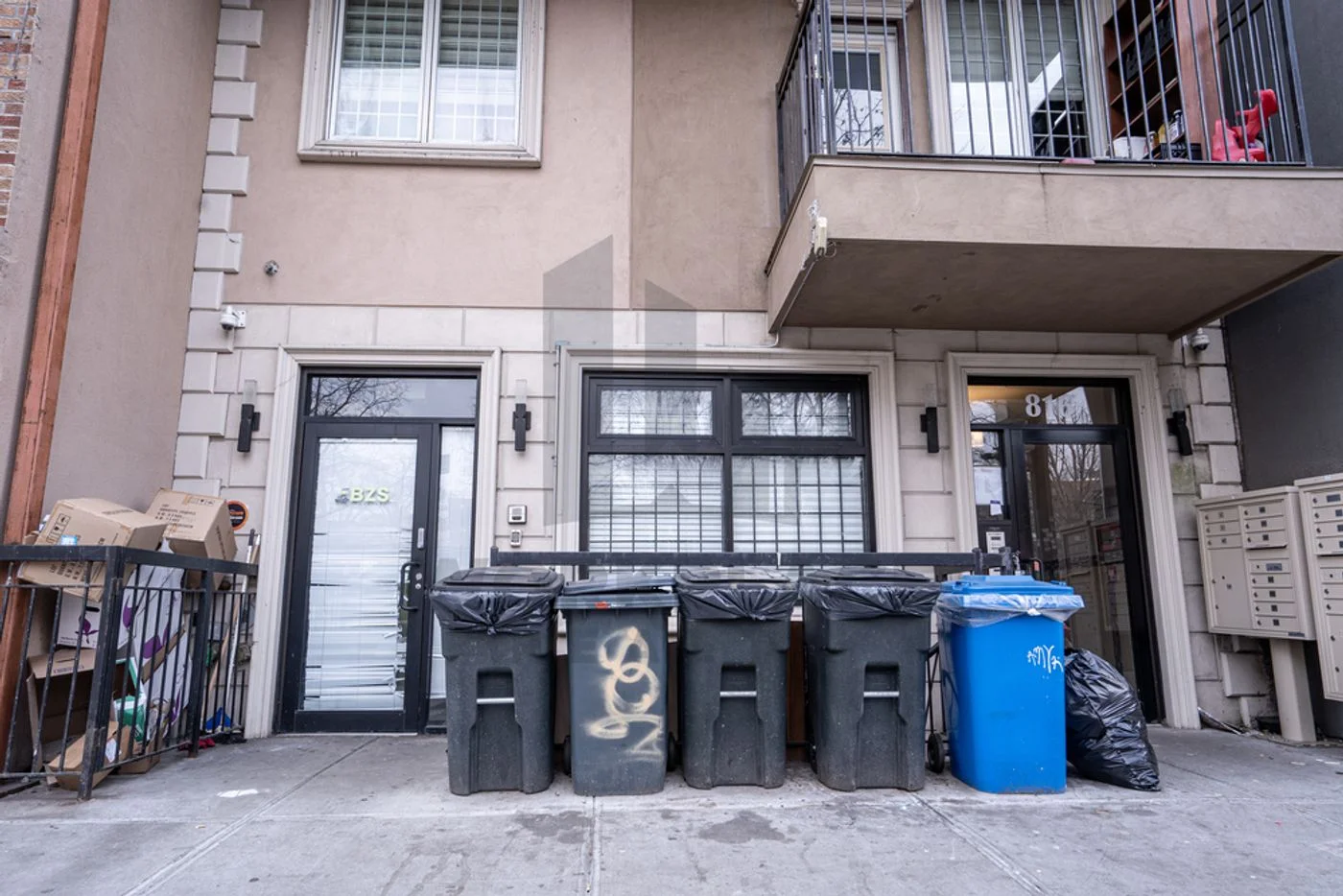 Photo-3 of 816 Myrtle Avenue, Brooklyn, NY 11206