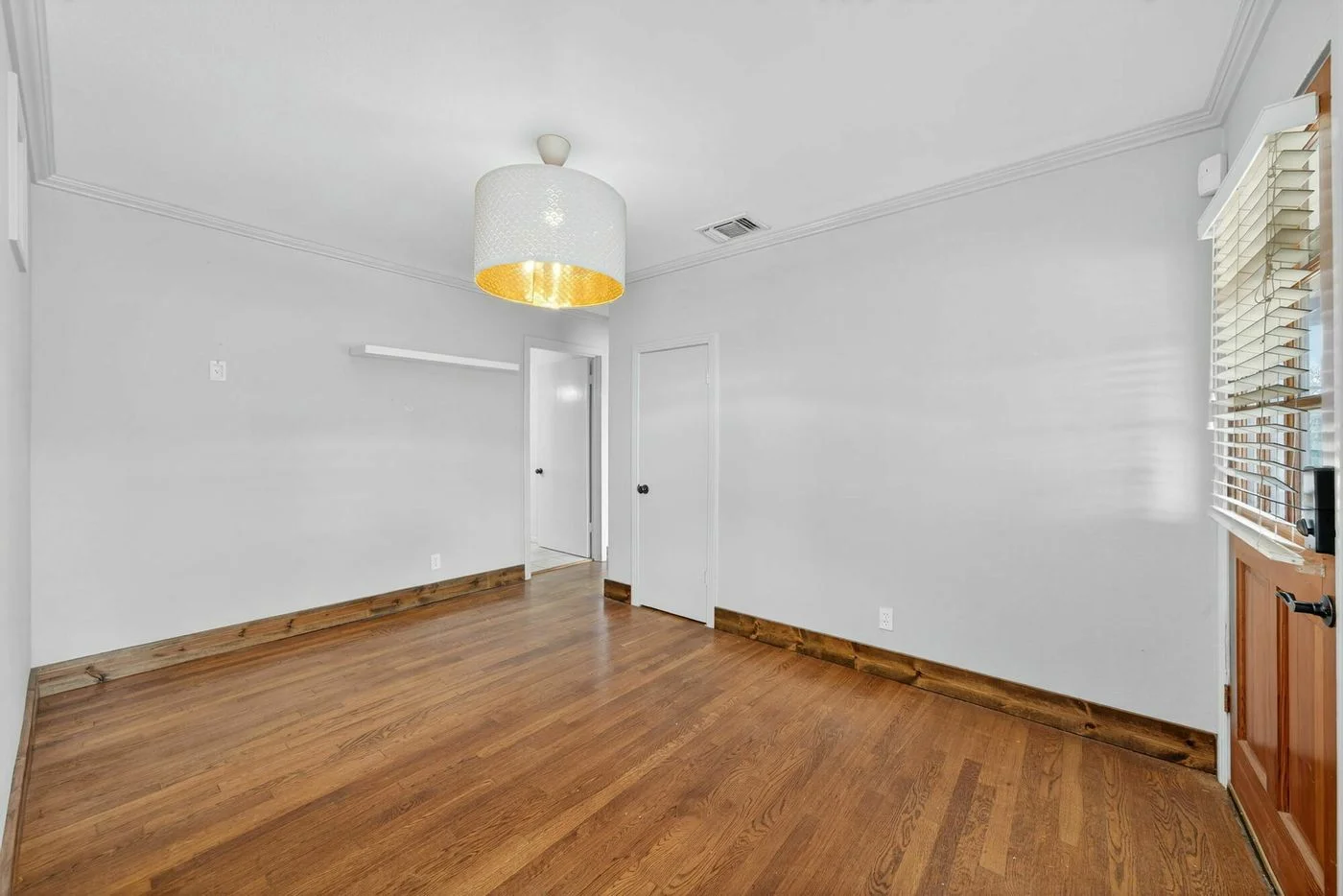 Photo 1 of 920 E Blanco Rd, Boerne, TX 78006