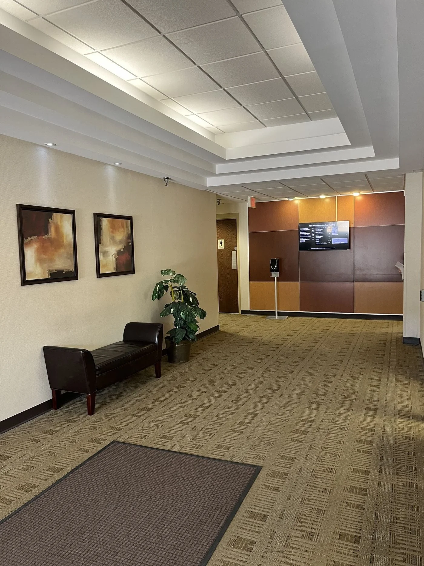 Photo 1 of 1011 N Mayfair Rd, Wauwatosa, WI 53226