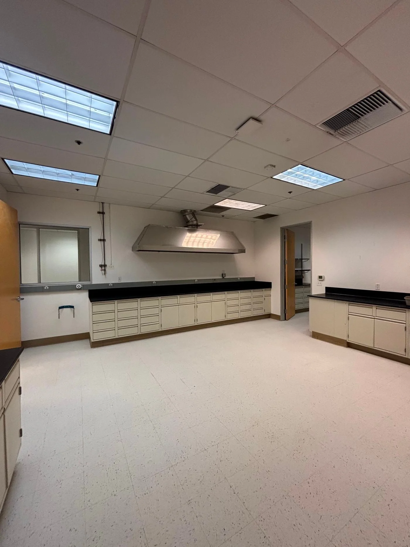 Photo 3 of 2186 Bering Drive, San Jose, CA 95131