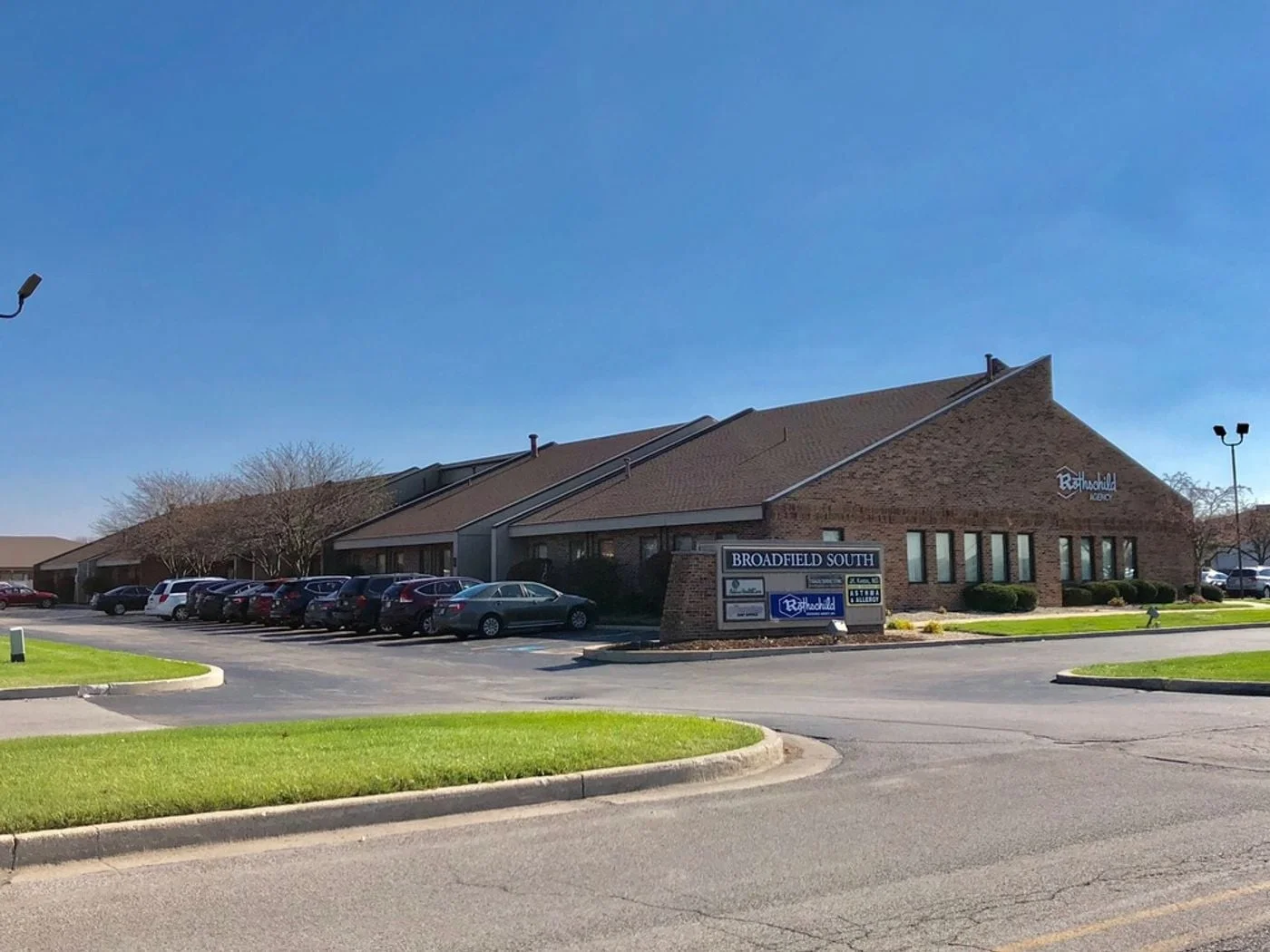 Photo 1 of 8941-8979 Broadway Ave, Merrillville, IN 46410