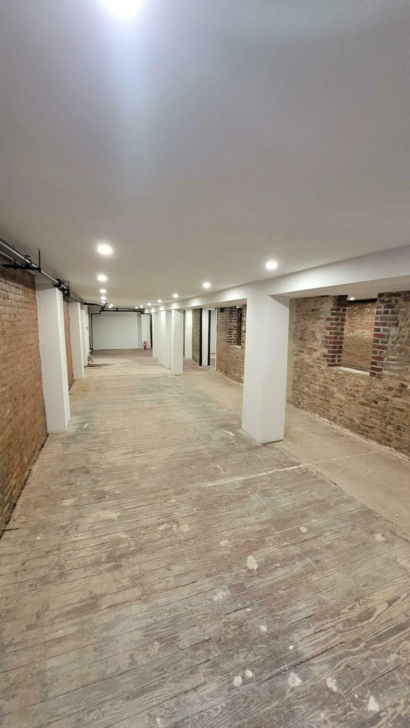 Photo 2 of 310 E 6th St, New York, NY 10003