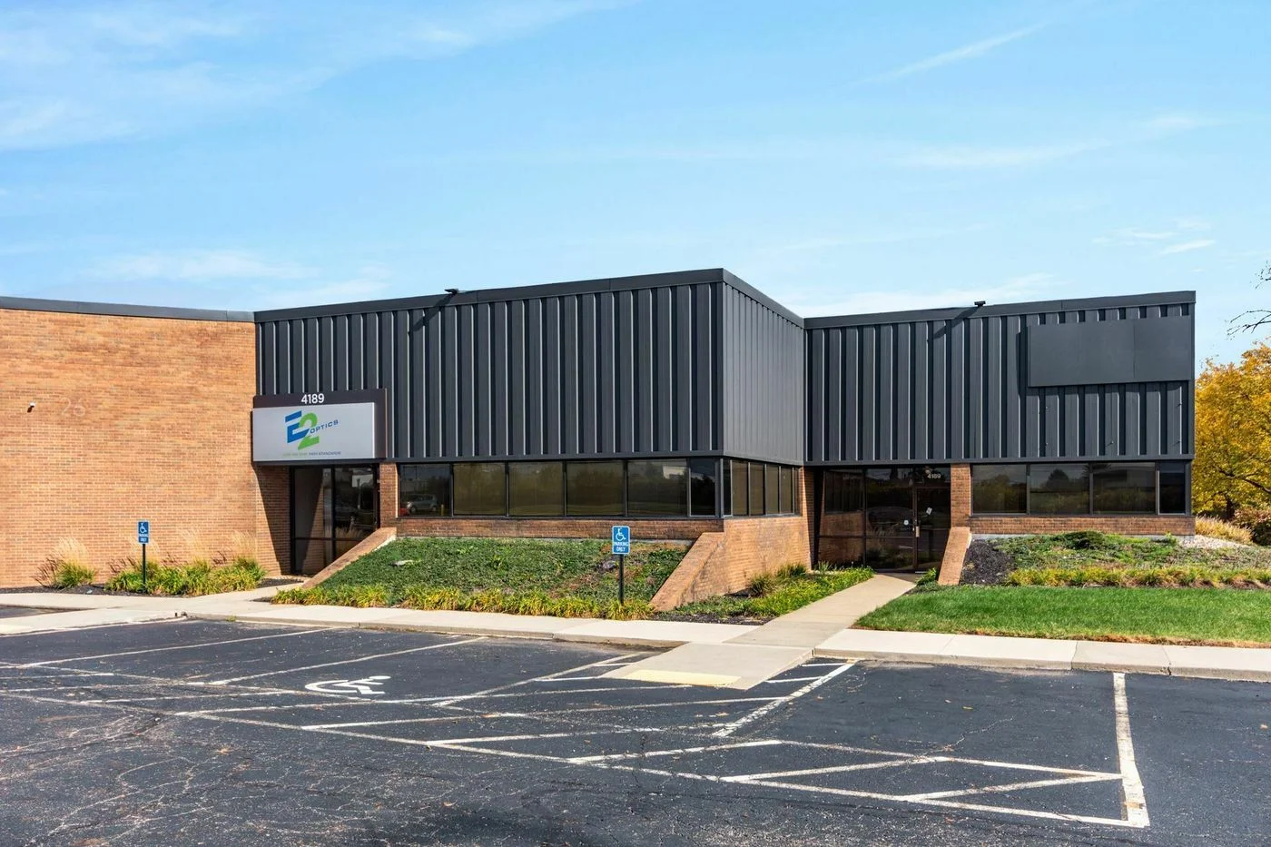 Photo 3 of 4189 Arlingate Plaza, Columbus, OH 43228