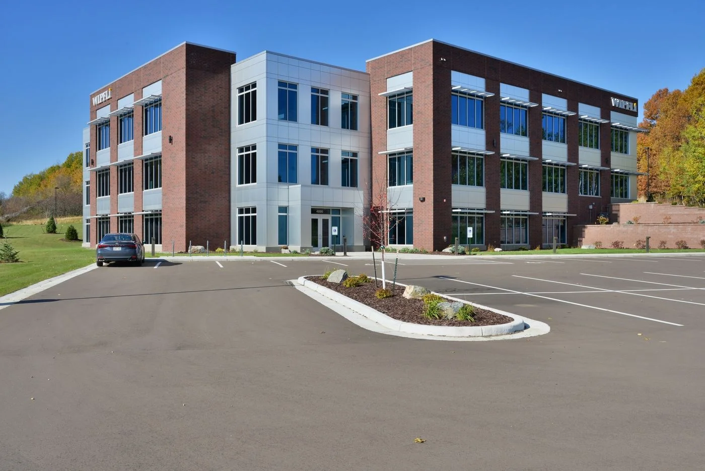 Photo 1 of 4890 Owen Ayres Ct, Eau Claire, WI 54701