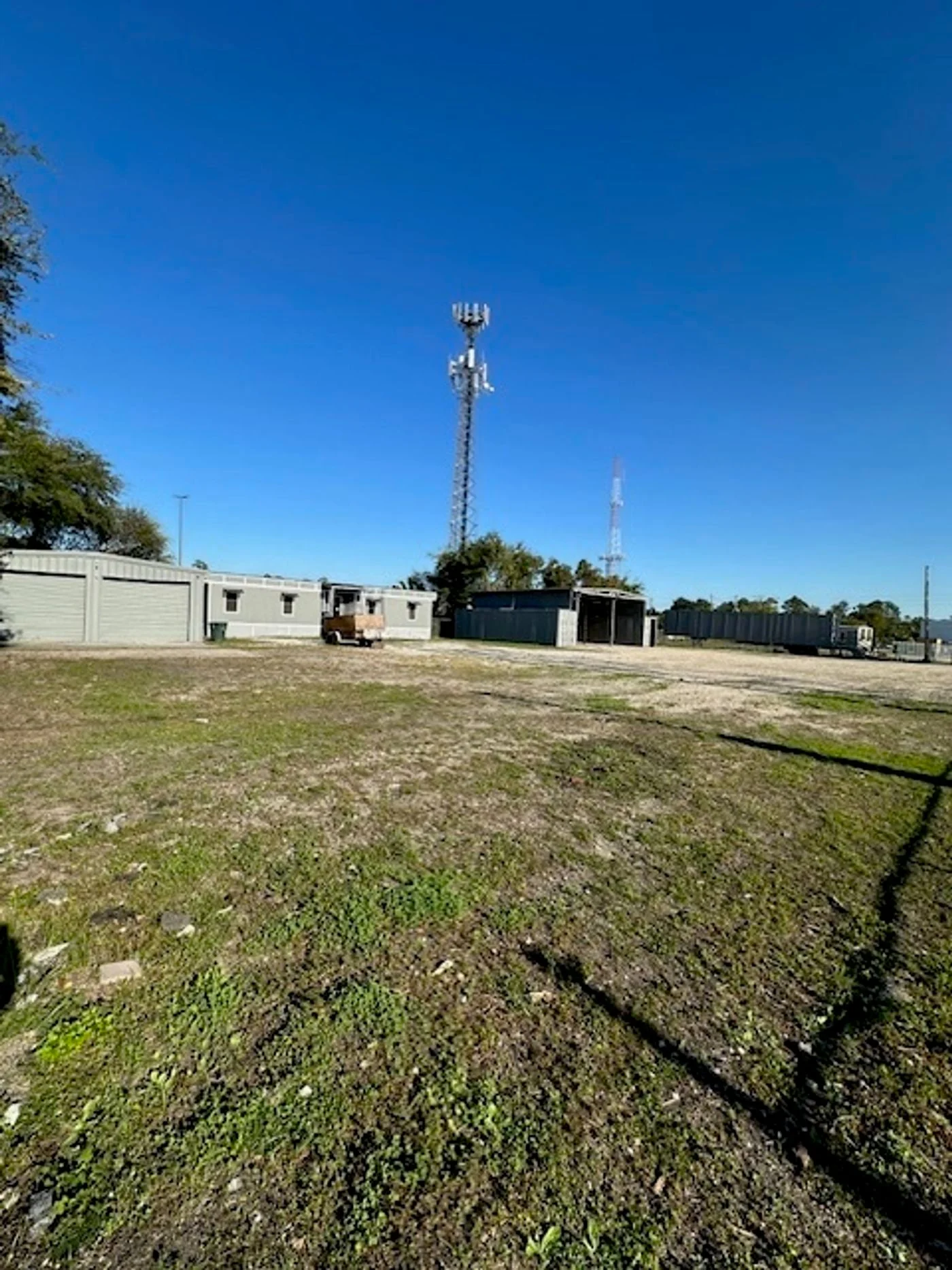 Photo 1 of 5025 Stepp Ave, Jacksonville, FL 32216