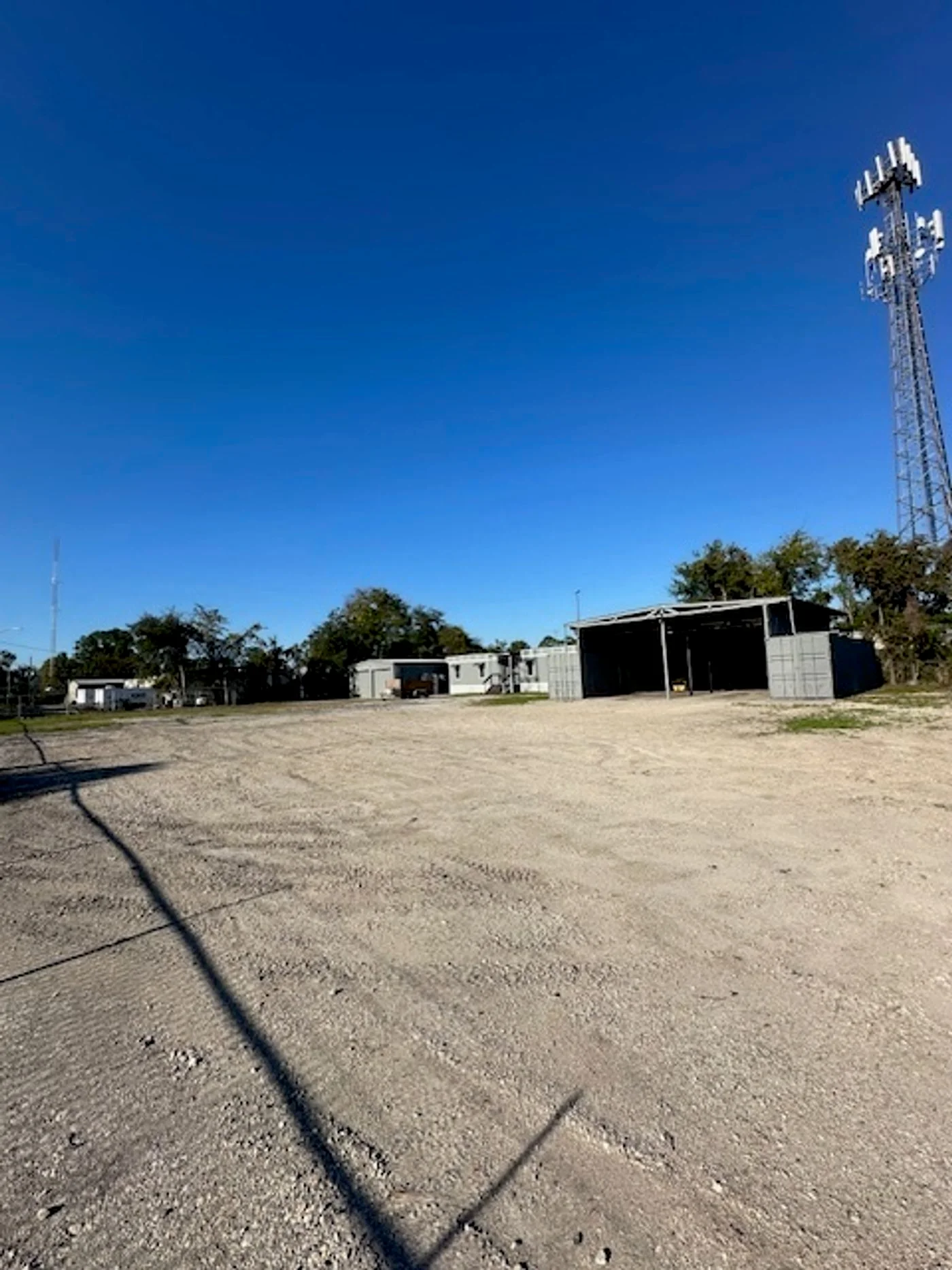 Photo 3 of 5025 Stepp Ave, Jacksonville, FL 32216