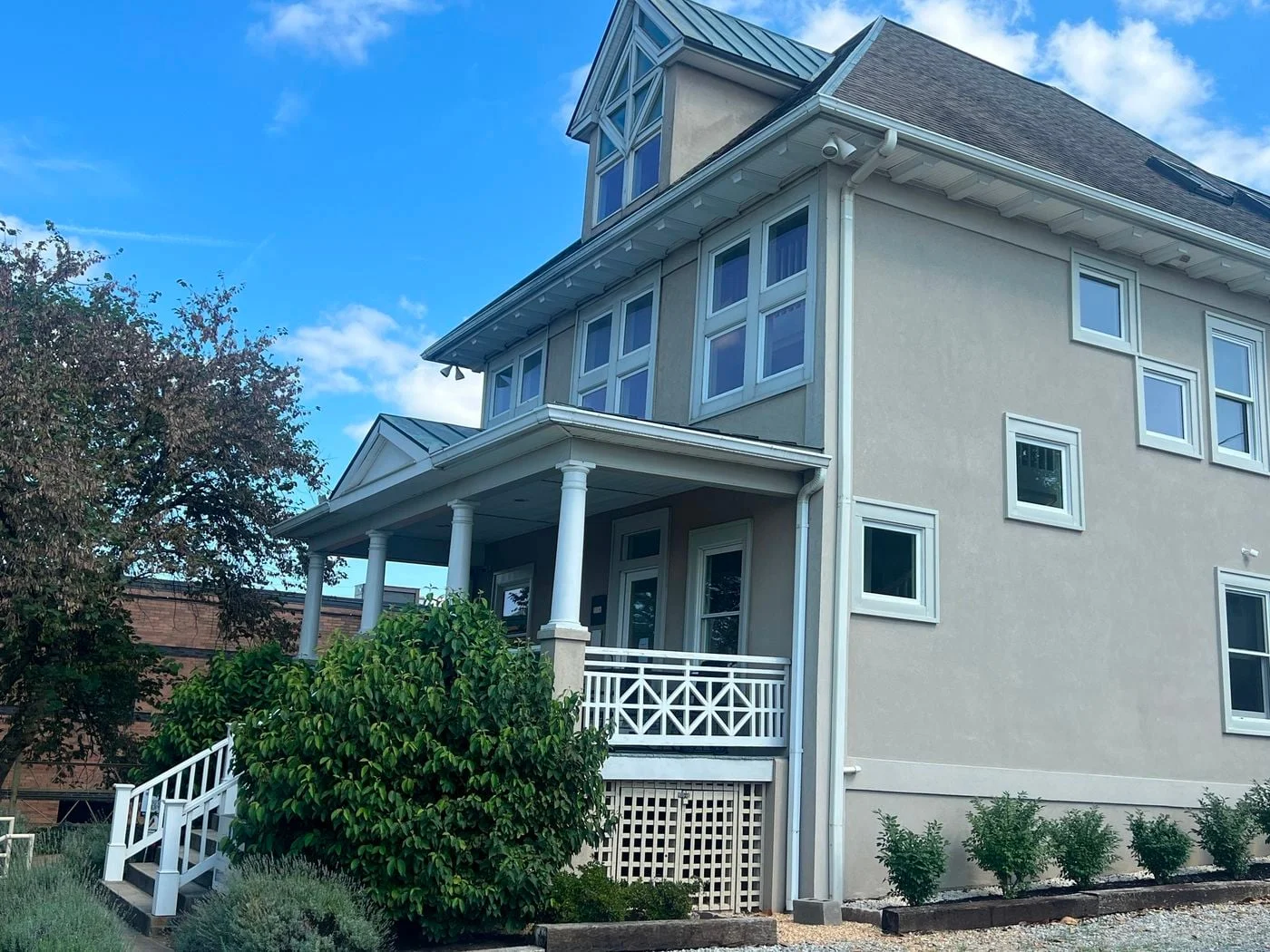 Photo 2 of 114 Day Avenue Southwest, Roanoke, VA 24016