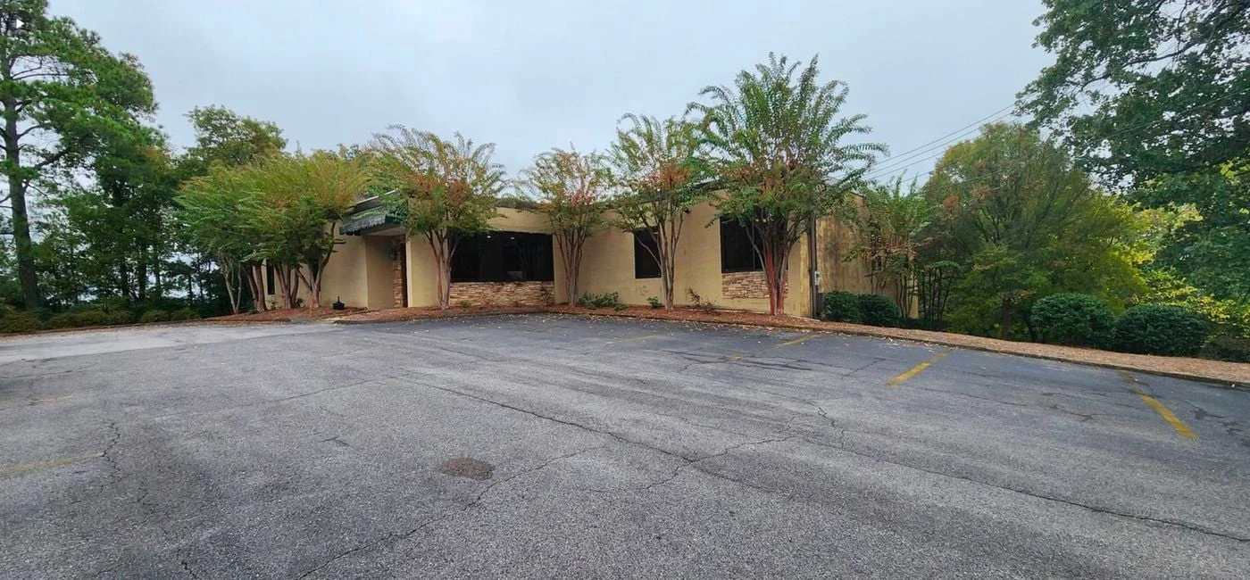 Photo 1 of 517 Beacon Pkwy W, Birmingham, AL 35205