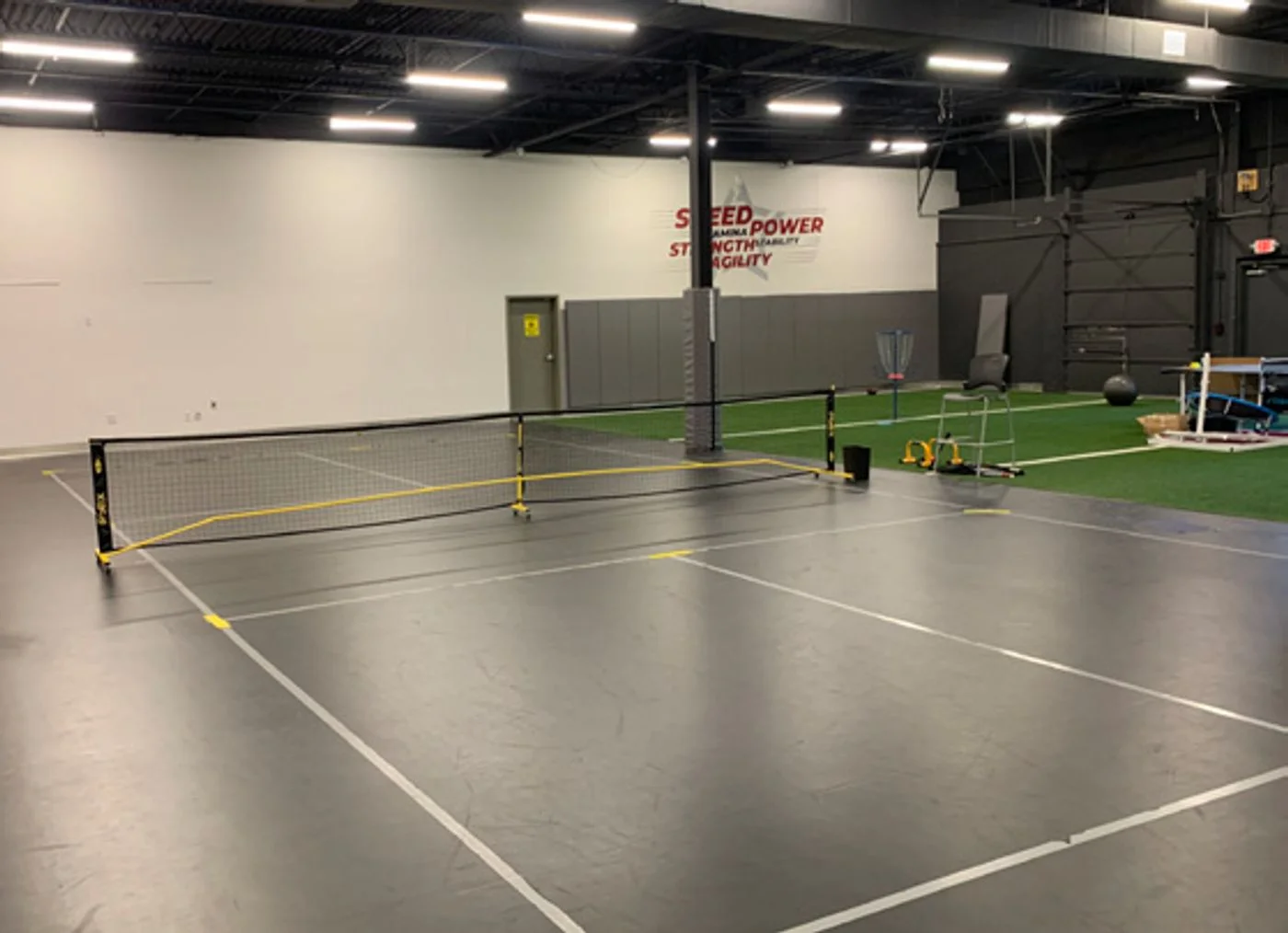 Photo 3 of 6175 Shamrock Ct, Dublin, OH 43016