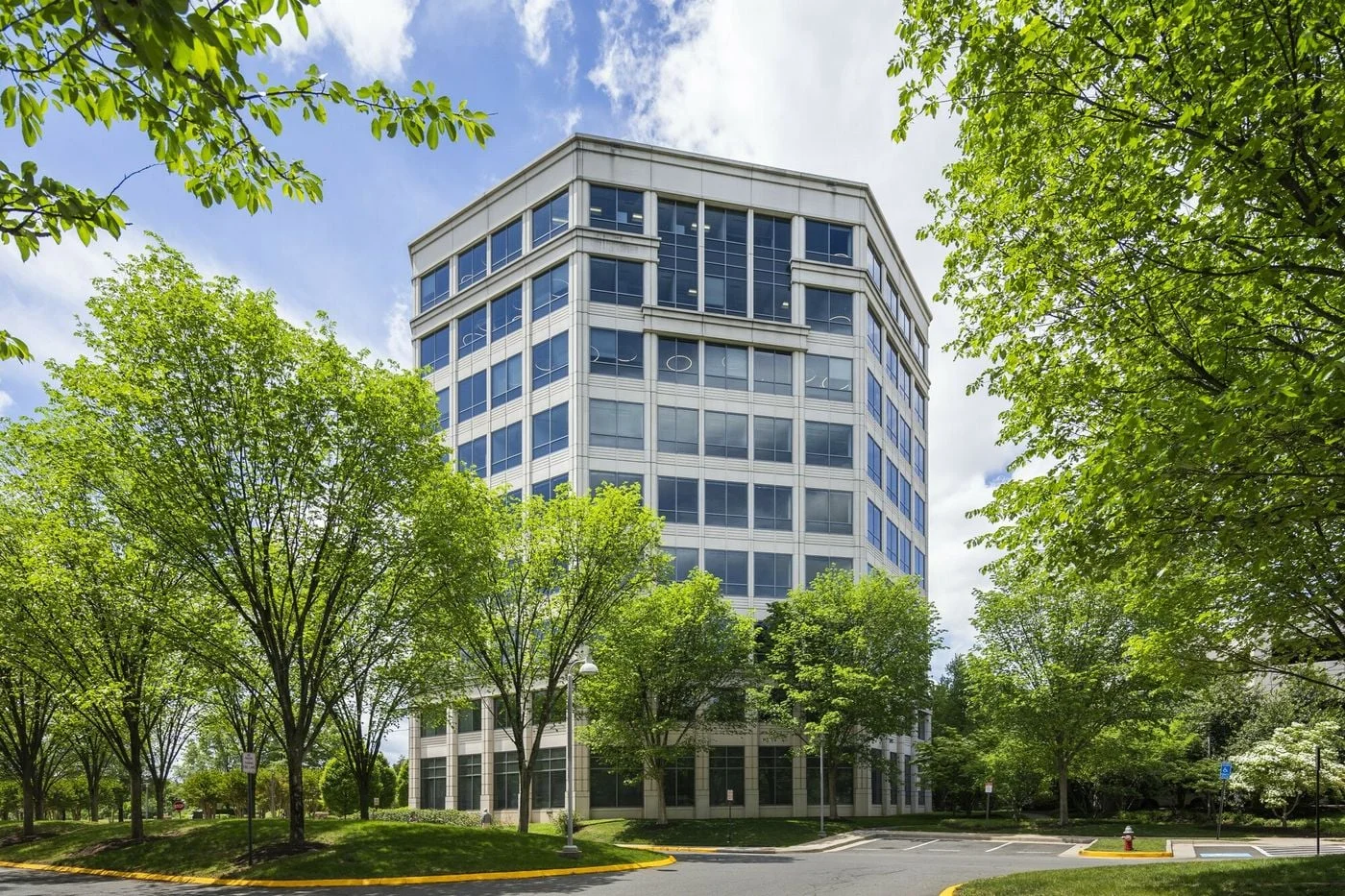 Photo 2 of 2550 Wasser Terrace, Herndon, VA 20171