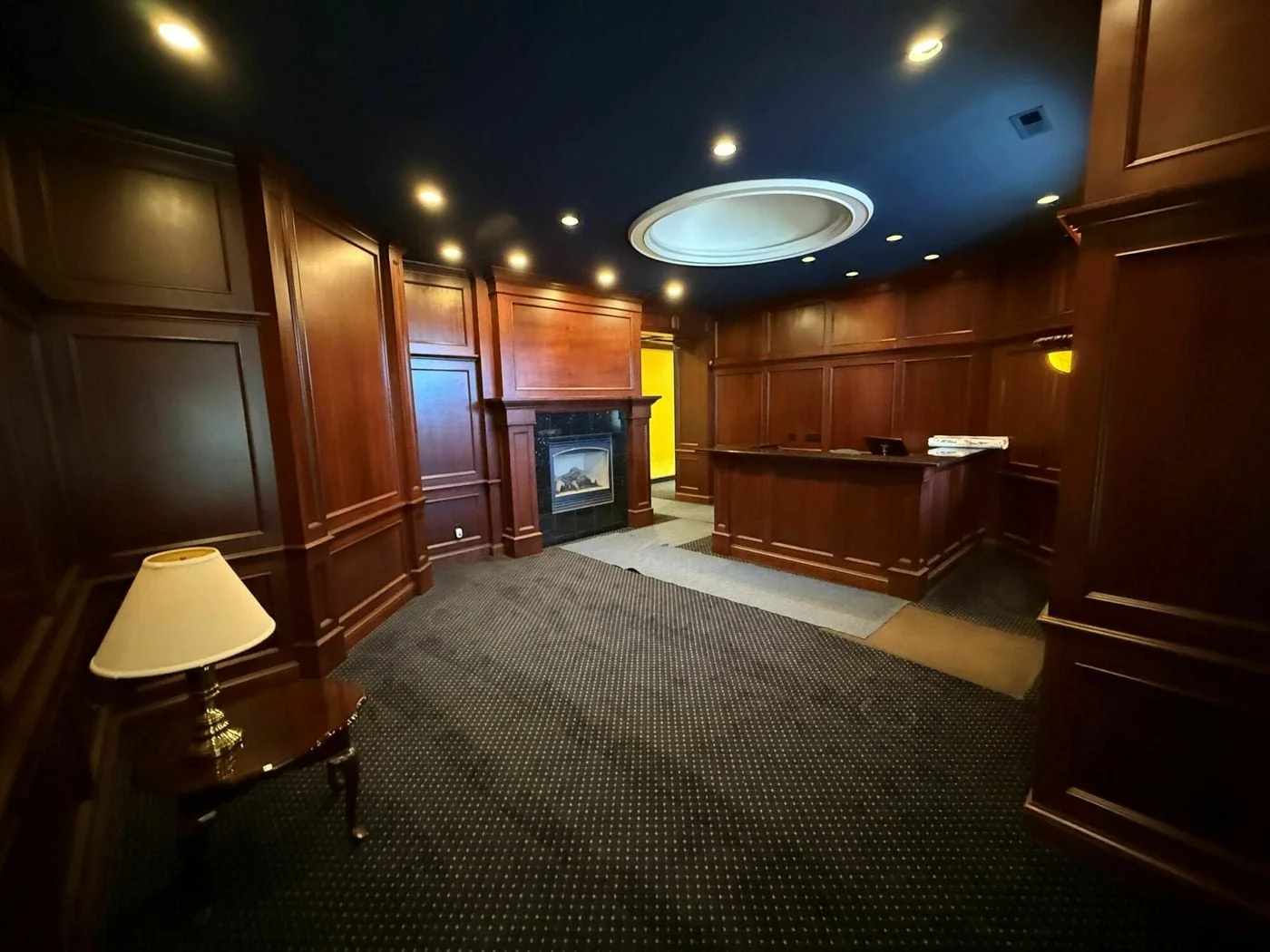 Photo 2 of 4125 Glass Rd NE, Cedar Rapids, IA 52402