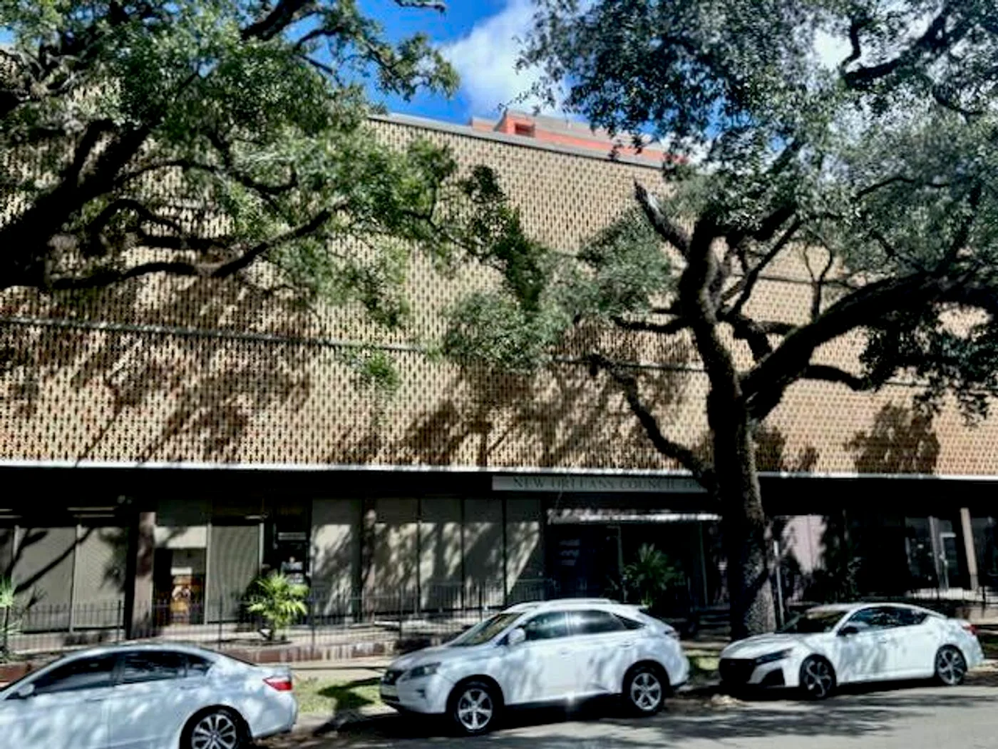 Photo 1 of 2475 Canal St, New Orleans, LA 70119