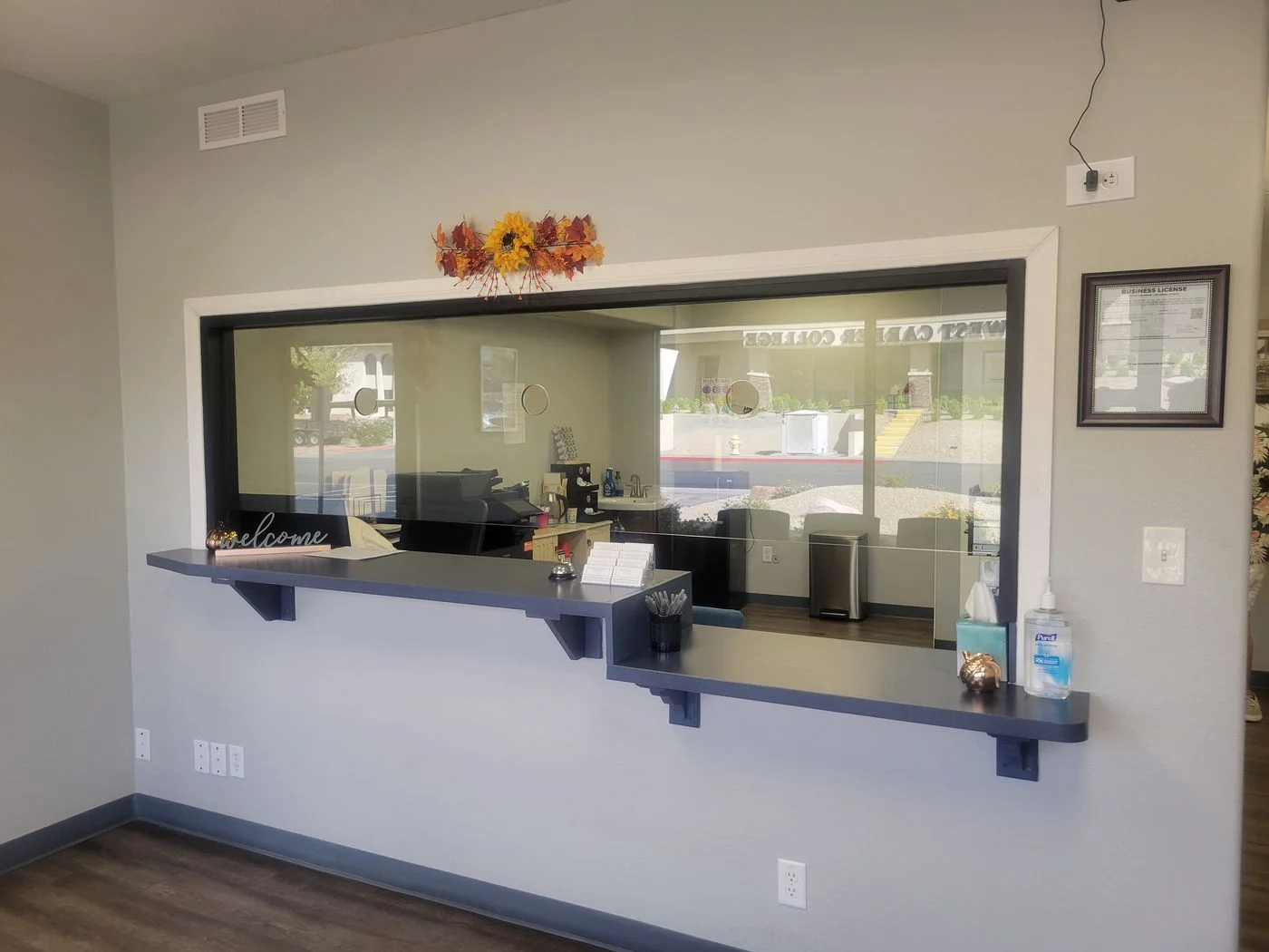 Photo 3 of 1900 E Sahara Ave, Las Vegas, NV 89104