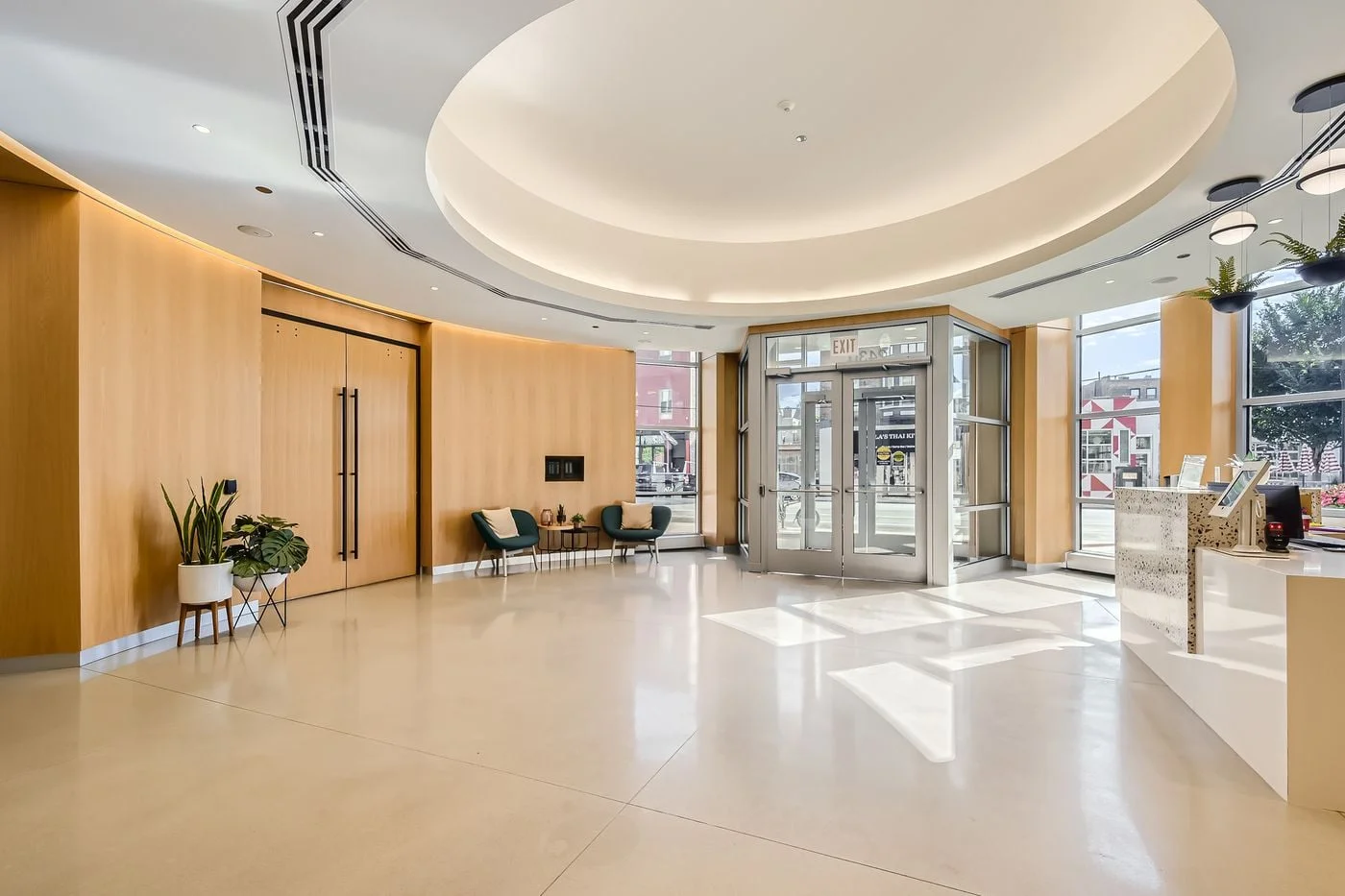 Photo 3 of 2430 N Halsted St, Chicago, IL 60614