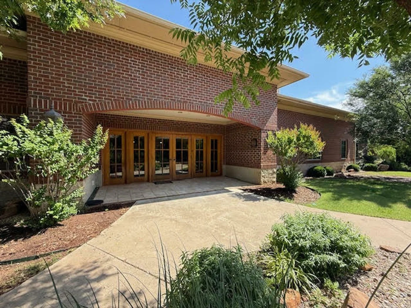 Photo 2 of 1014 24th Ave NW, Norman, OK 73069