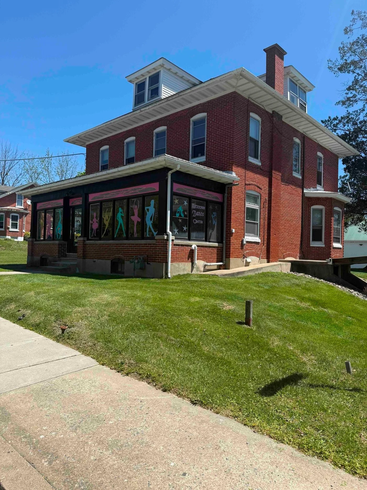 Photo 1 of 15250 Kutztown Rd, Kutztown, PA 19530