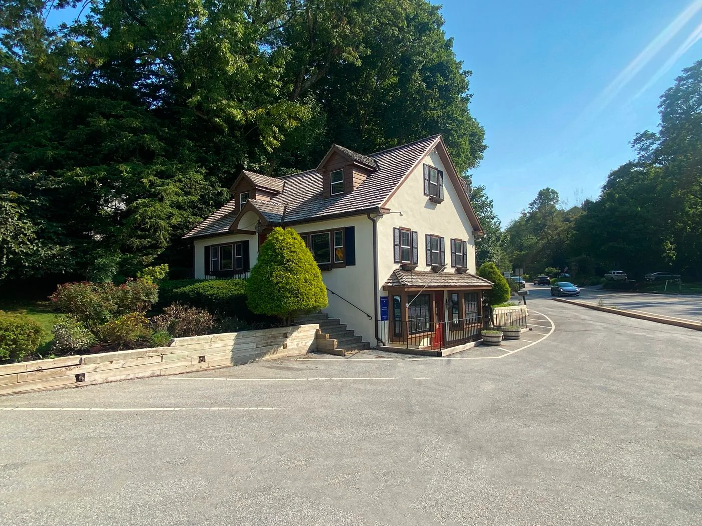 Photo 1 of 1570 Conestoga Rd, Chester Springs, PA 19425