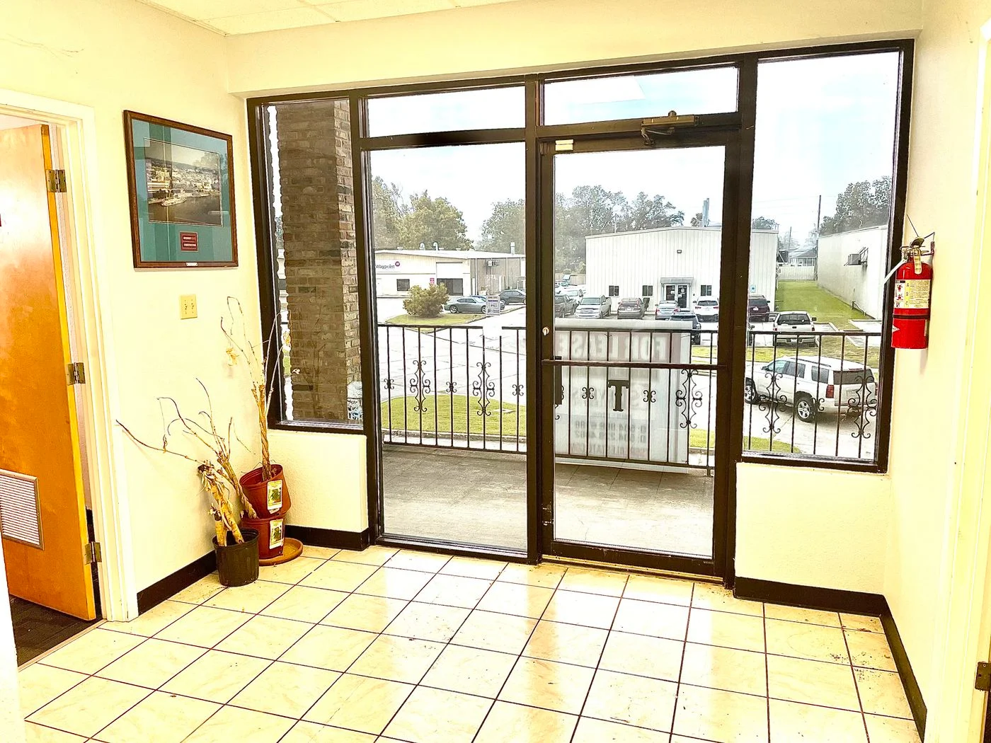 Photo 1 of 5056 Taravella Rd, Marrero, LA 70072