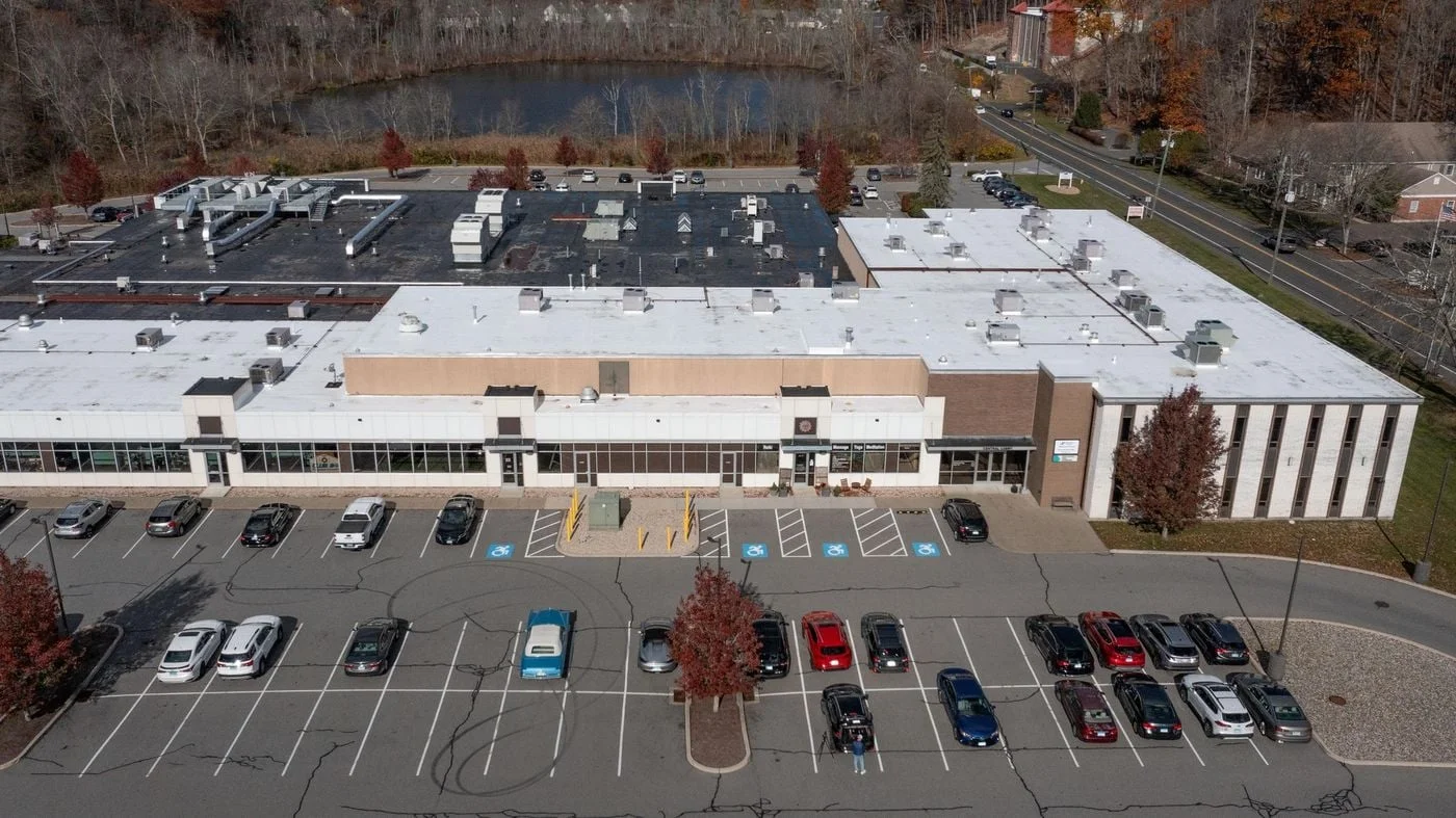 Photo 2 of 901 Ethan Allen Hwy, Ridgefield, CT 06877