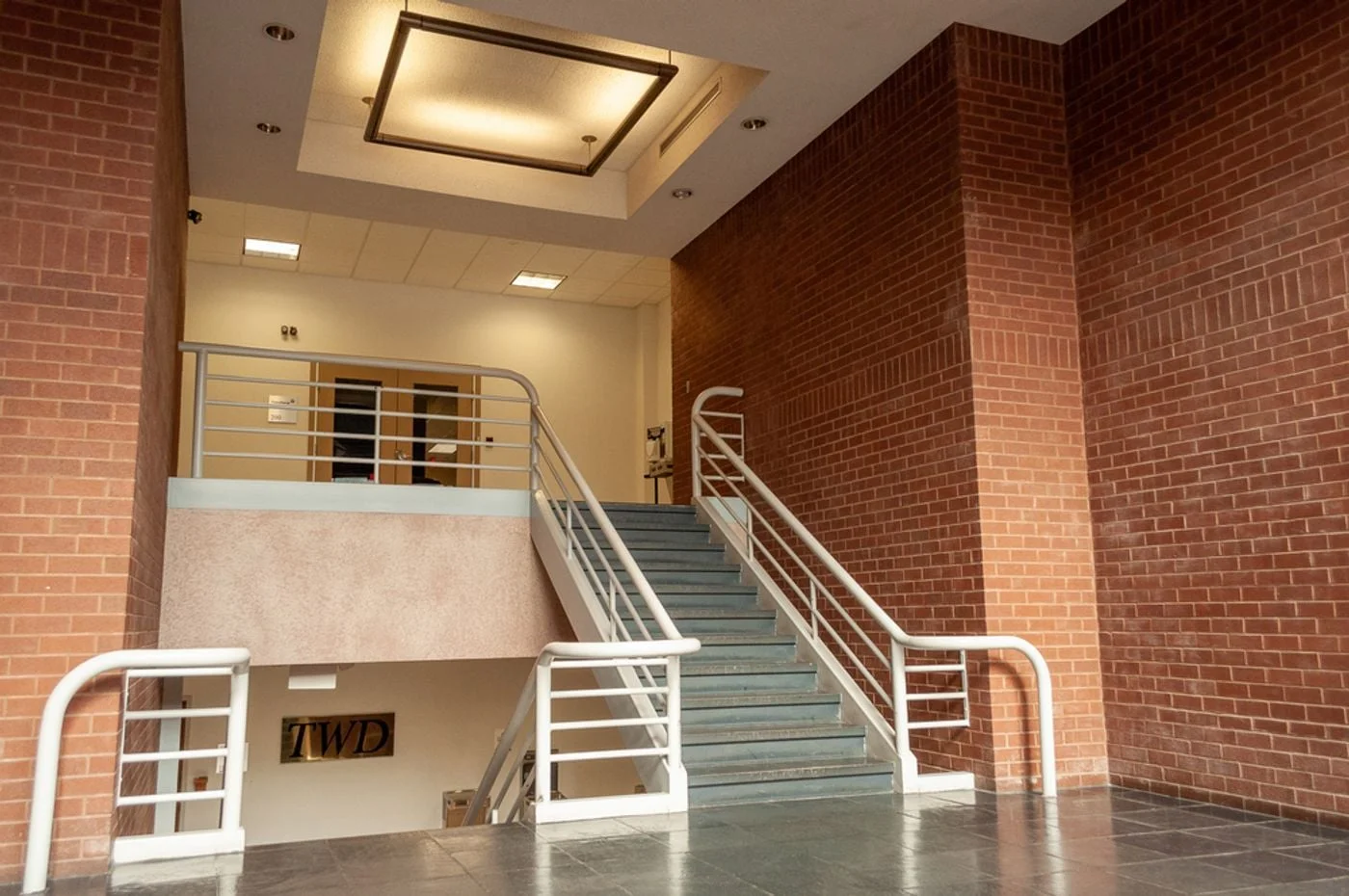 Photo 1 of 5520 Cherokee Avenue, Alexandria, VA 22312