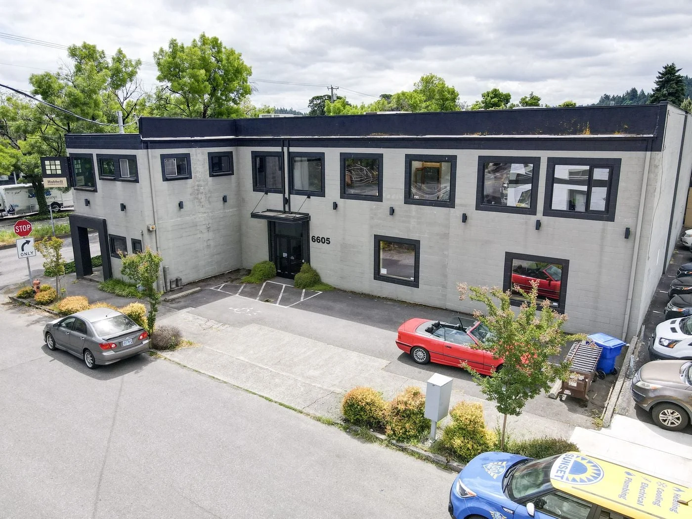 Photo 1 of 6605 South Macadam Avenue, Portland, OR 97239