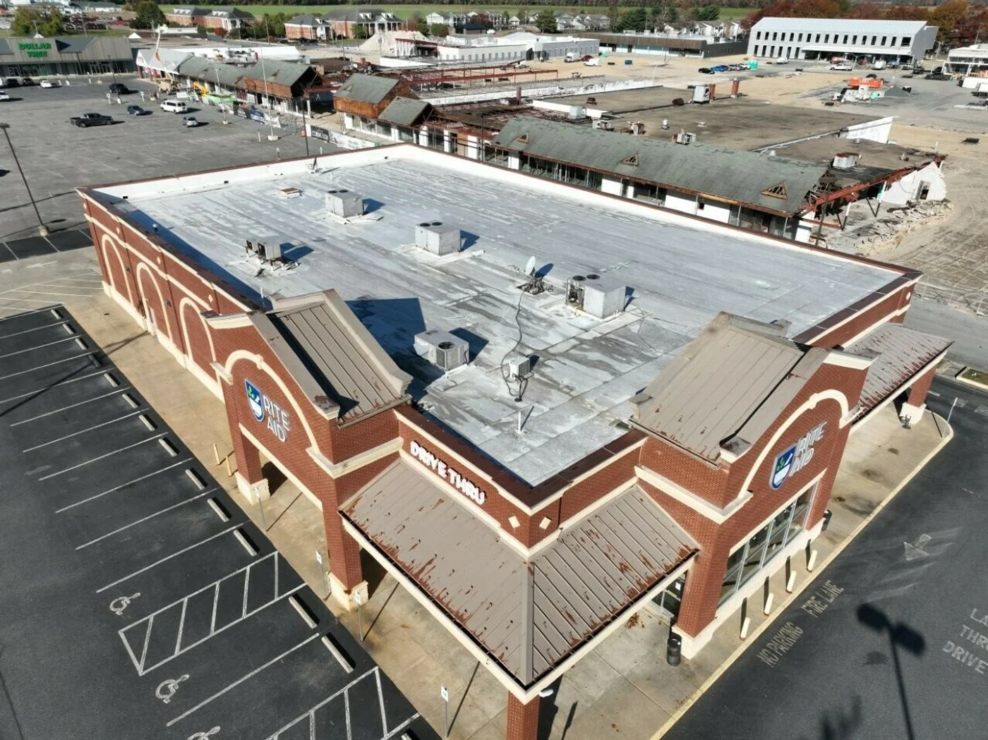 Photo 3 of 900 West Stein Highway, Seaford, DE 19973