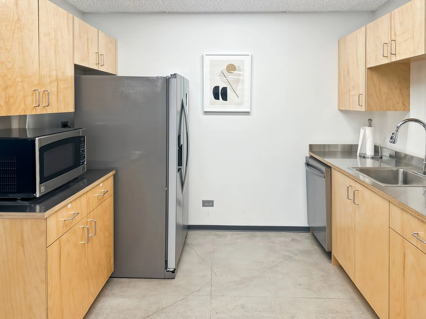 Photo 3 of 400 W 48th Ave 2nd Floor, Denver, CO 80216