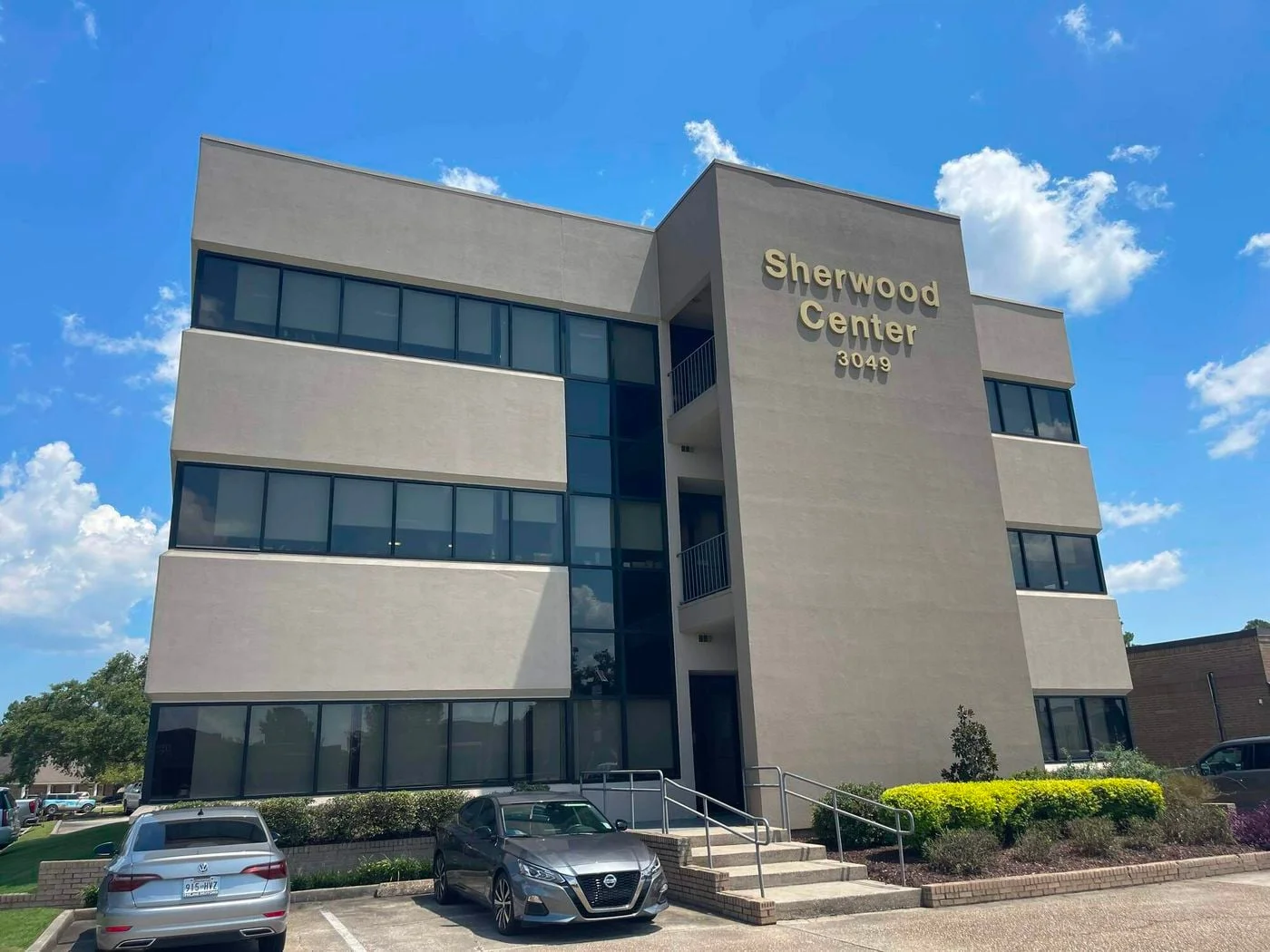 Photo 1 of 3049 S Sherwood Forest Blvd, Baton Rouge, LA 70816