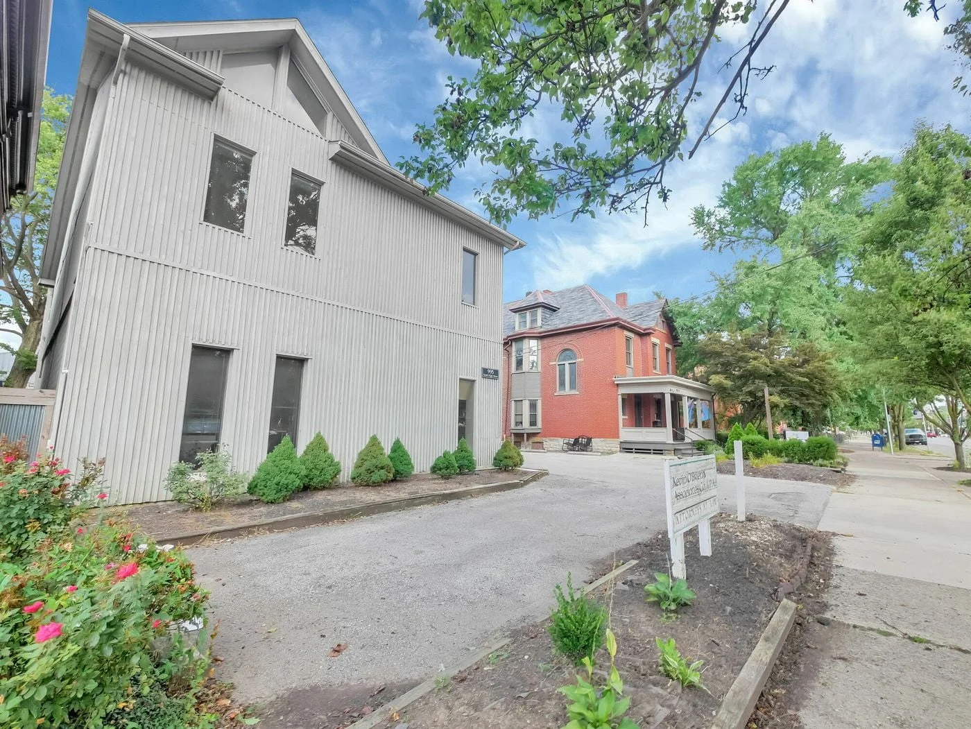 Photo 3 of 995 S High Street, Columbus, OH 43206