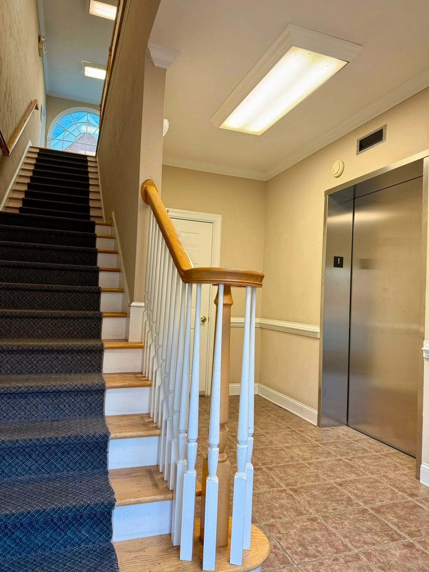 Photo 3 of 2758 Electric Rd SW Ste E, Cave Spring, VA 24018