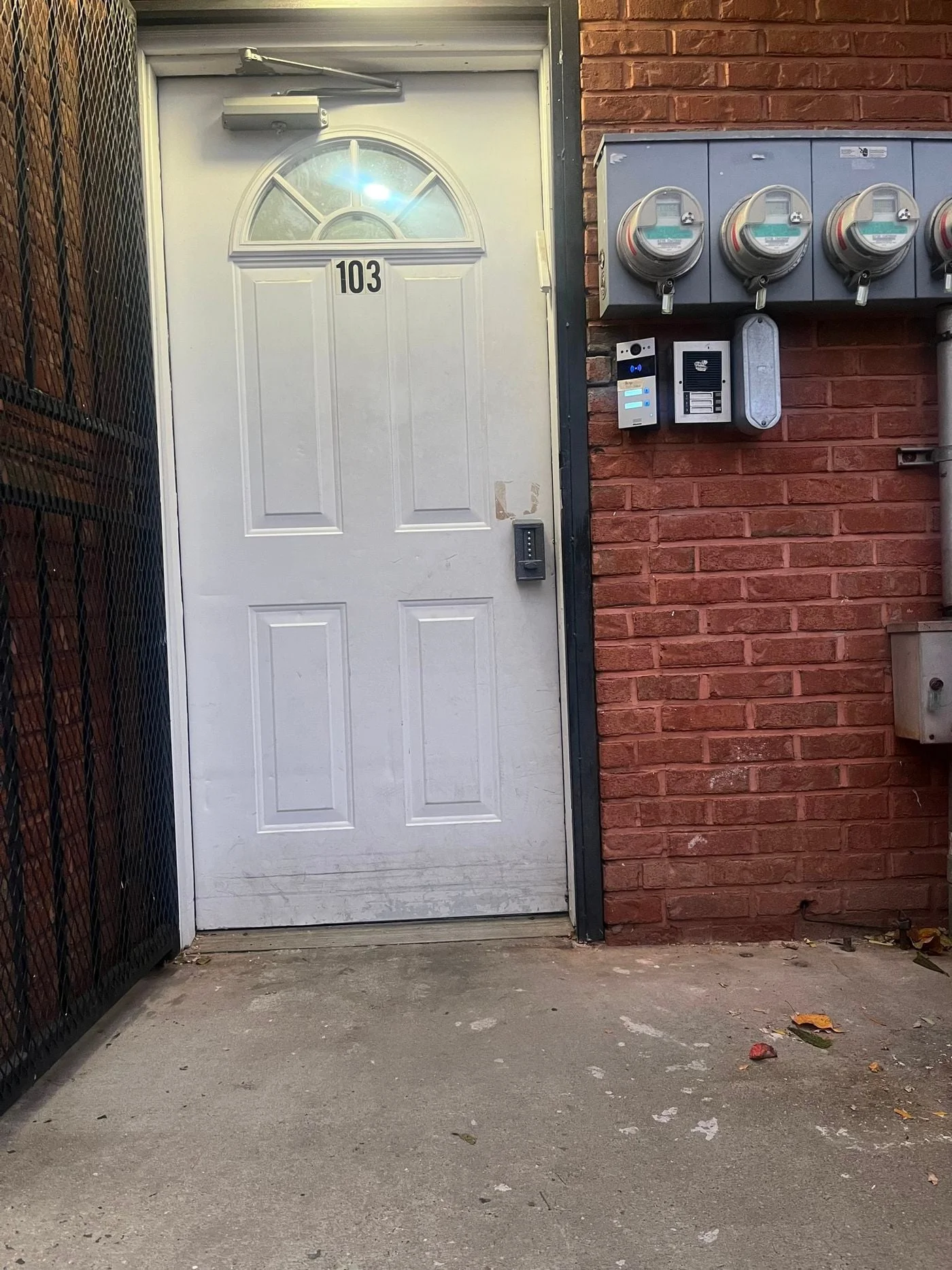 Photo 2 of 103 Hart St, Brooklyn, NY 11206