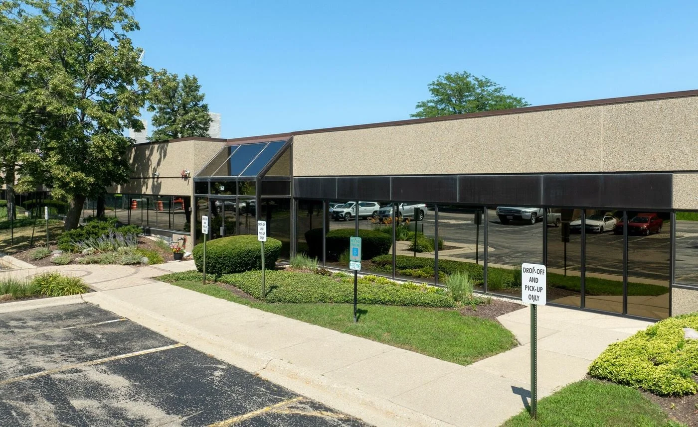 Photo 3 of 1161 Lake Cook Rd, Deerfield, IL 60015