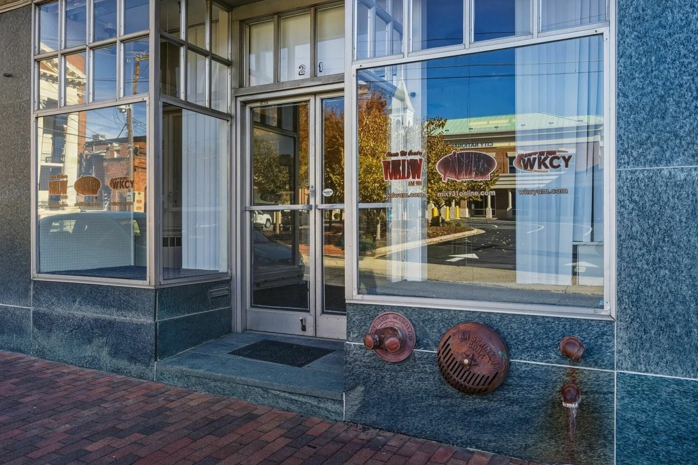 Photo 1 of 21 North Central Avenue, Staunton, VA 24401