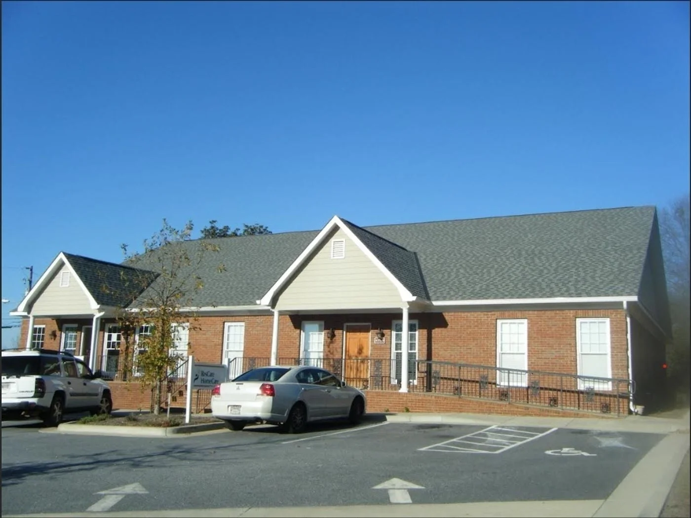 Photo 1 of 5652 Lorenzo Rd, Columbus, GA 31904