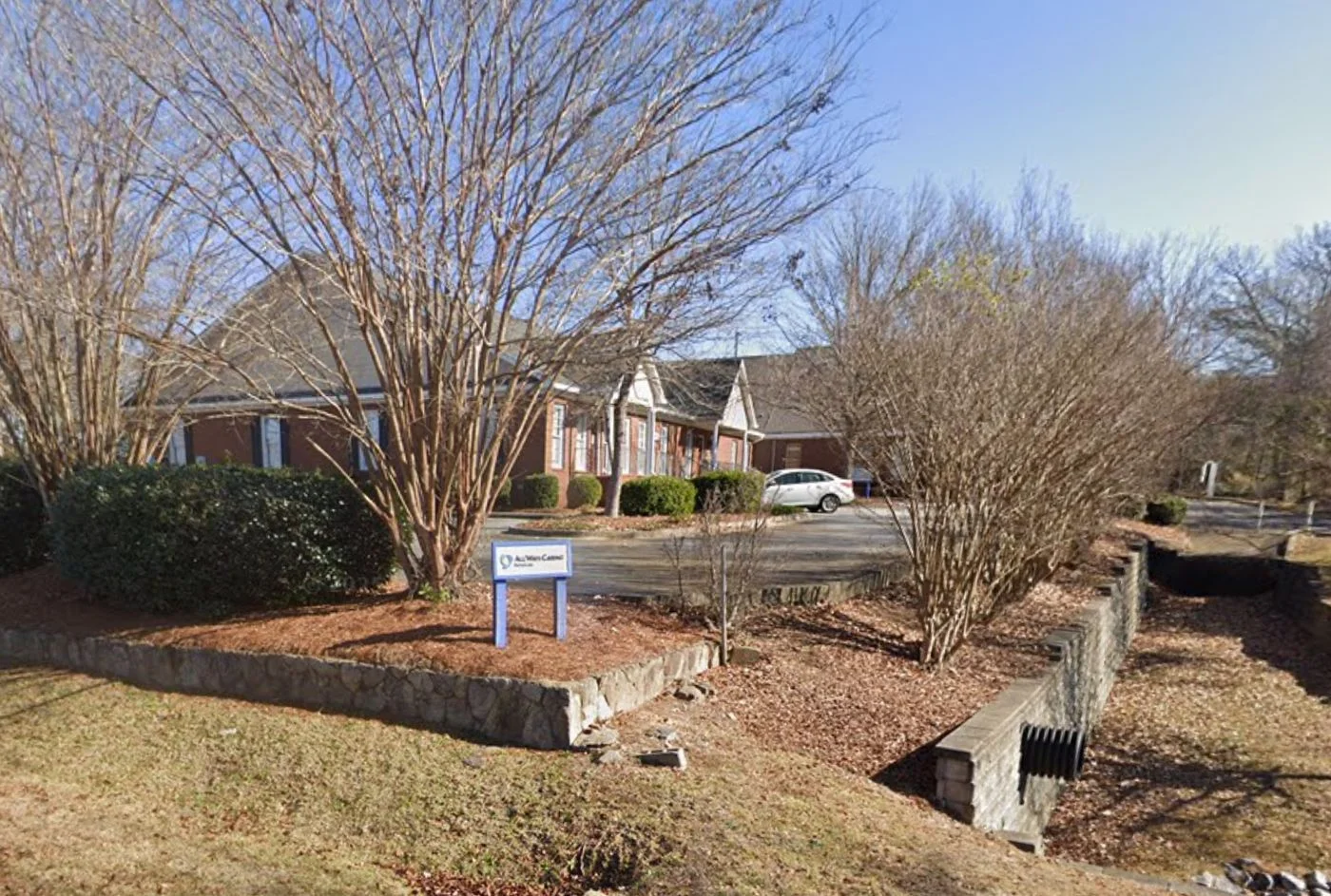 Photo 3 of 5652 Lorenzo Rd, Columbus, GA 31904
