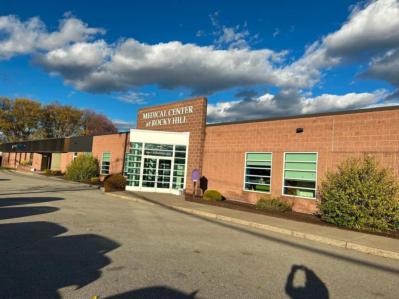 Photo 2 of 1084 Cromwell Avenue, Rocky Hill, CT 06067