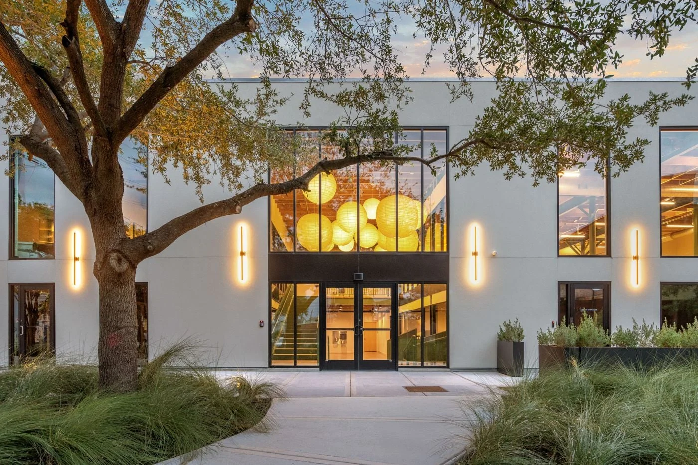 Photo 1 of 815 Saint Charles Street Suite 150, Houston, TX 77003