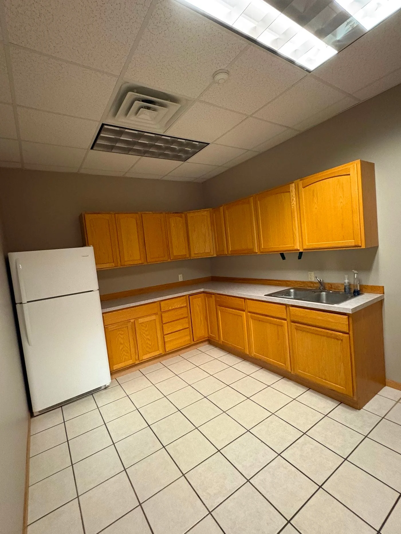 Photo 3 of 7130 S 29th St, Lincoln, NE 68516