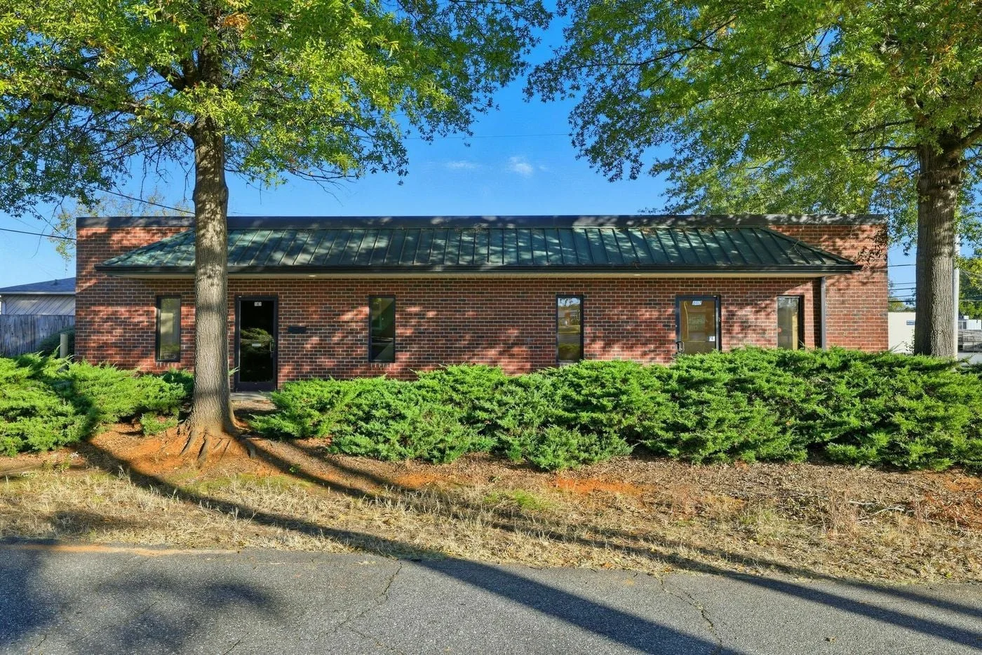 Photo 1 of 2312 S Main St, High Point, NC 27263