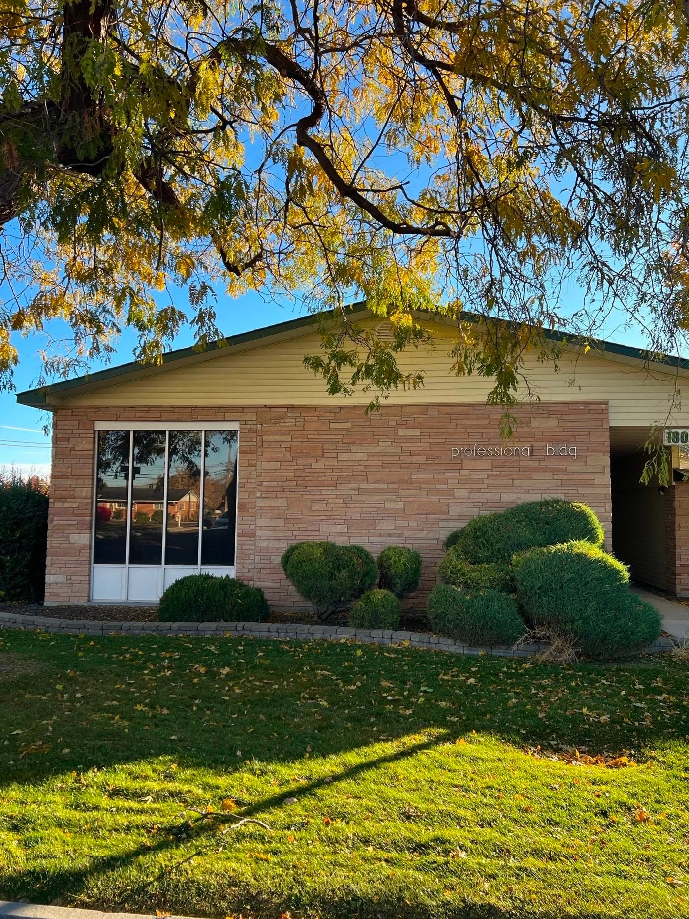 Photo 1 of 1803 Ellis Ave, Caldwell, ID 83605
