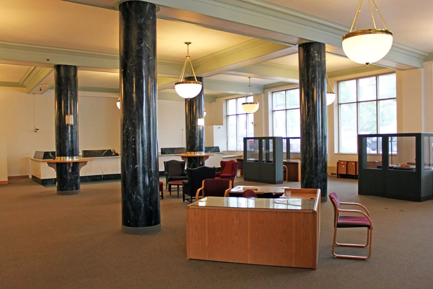 Photo 3 of 101 SW Adams St, Peoria, IL 61602