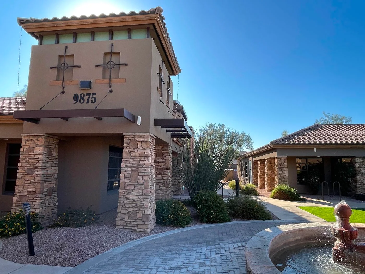Photo 2 of 9875 S Priest Dr, Ste 105, Tempe, AZ 85284