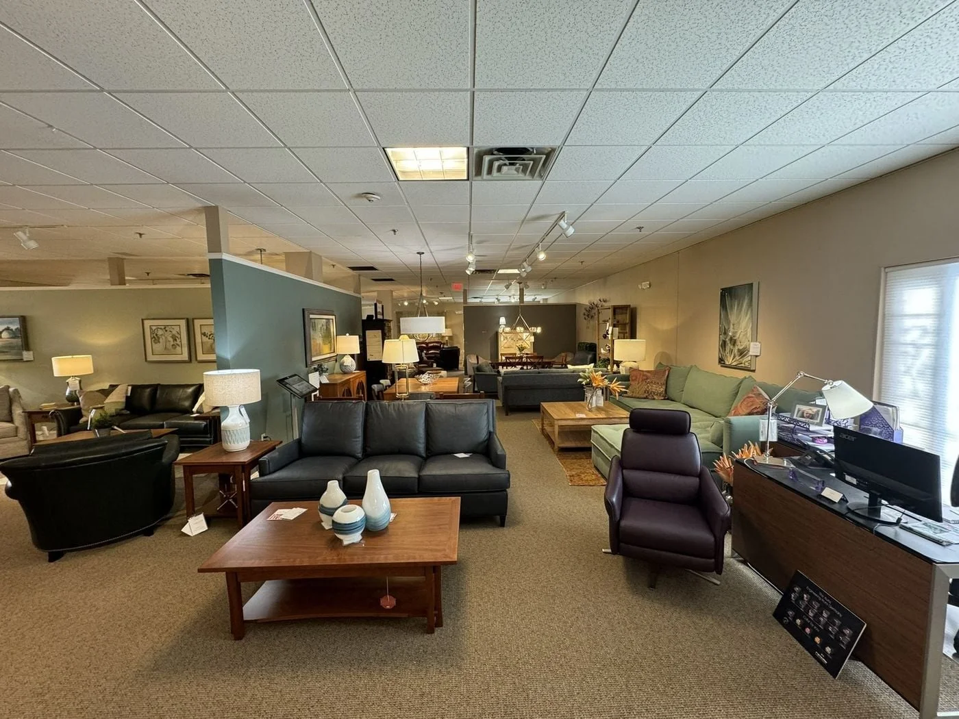 Photo 3 of 600 Roundwood Dr, Scarborough, ME 04074