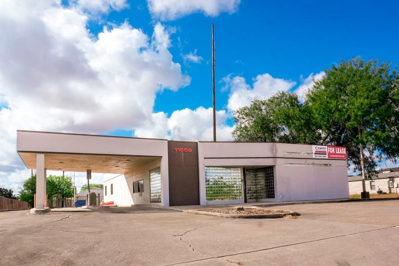 Photo 2 of 11559 Leopard St, Corpus Christi, TX 78410