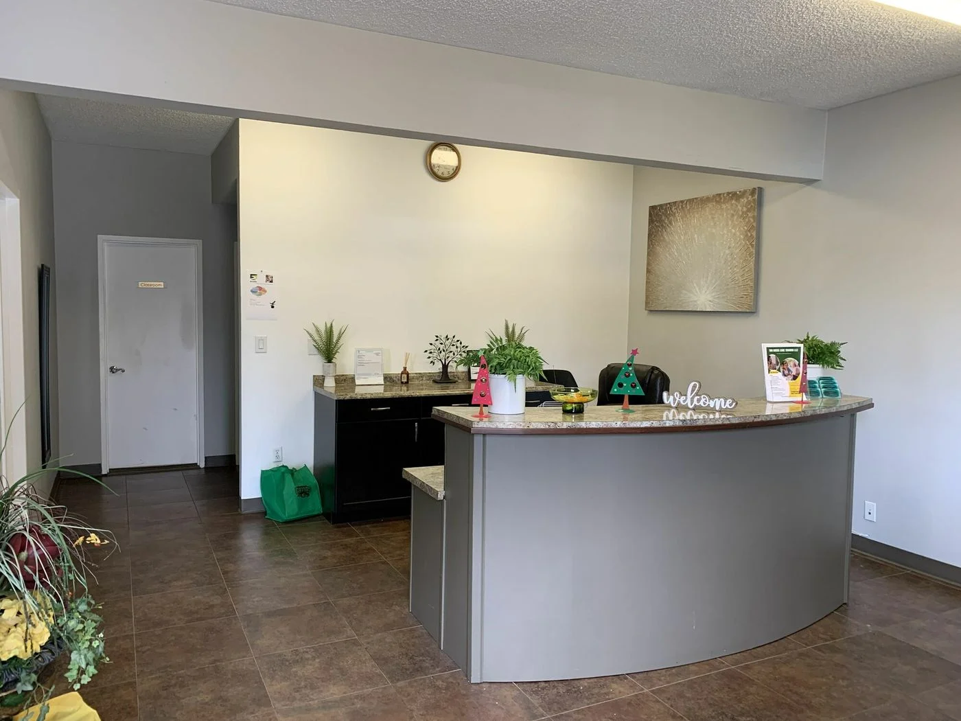 Photo 2 of 201 S Division St, Auburn, WA 98001