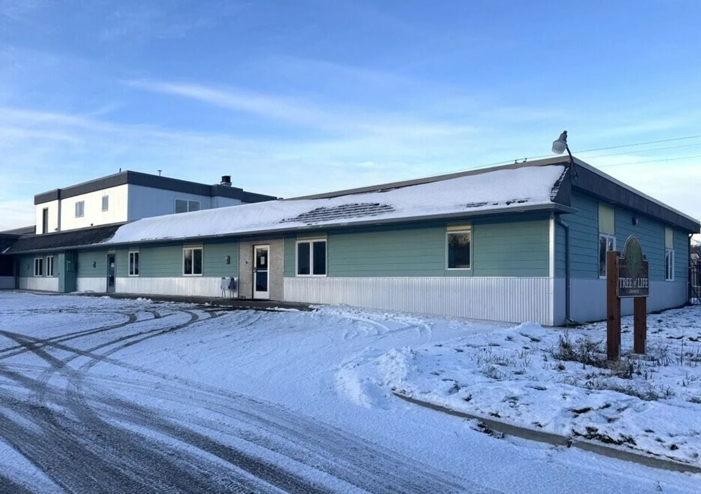 Photo 1 of 268 E Fireweed Ave, Palmer, AK 99645