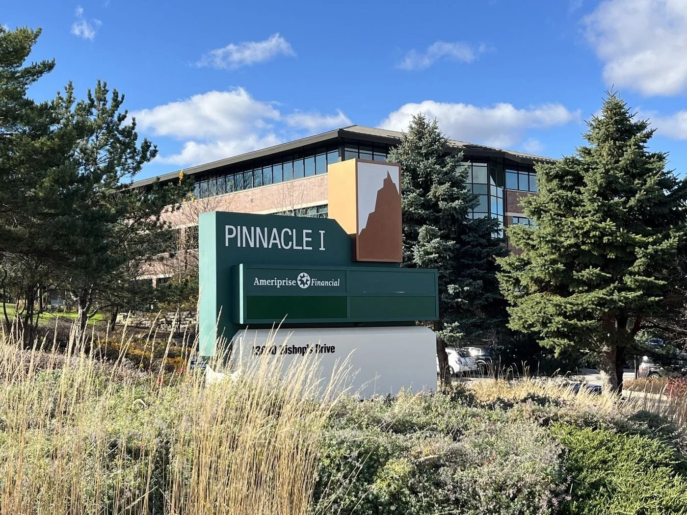 Photo 2 of 13890 Bishops Dr, Brookfield, WI 53005