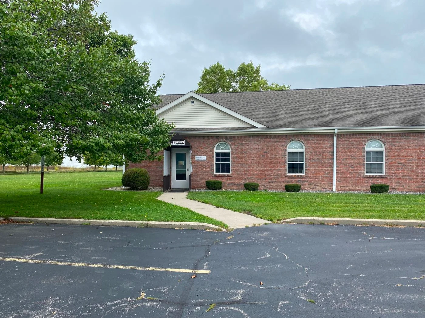Photo 1 of 5560 McCarty Rd, Saginaw, MI 48603