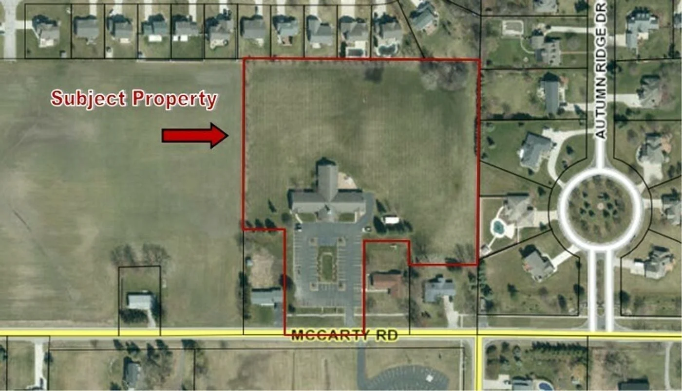 Photo 2 of 5560 McCarty Rd, Saginaw, MI 48603