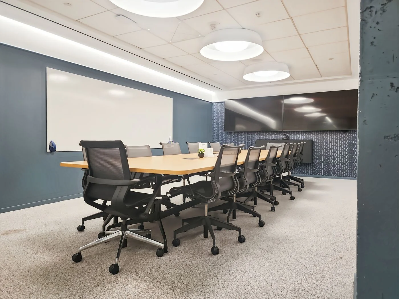 Photo 1 of 2451 Crystal Dr 6th Floor, Arlington, TX 22202